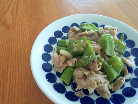 めんつゆで!豚肉とオクラのサッパリ炒め物♪